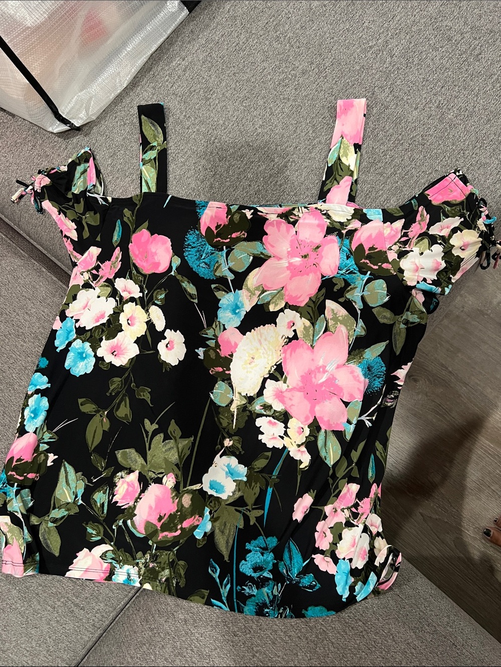 INC Floral Off/Cold-Shoulder Women’s Top 1X Black/Pink Multi Color